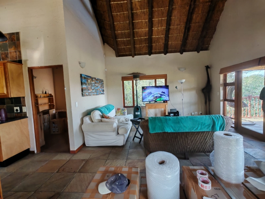 4 Bedroom Property for Sale in Boschenvaal River Front Lodges Free State